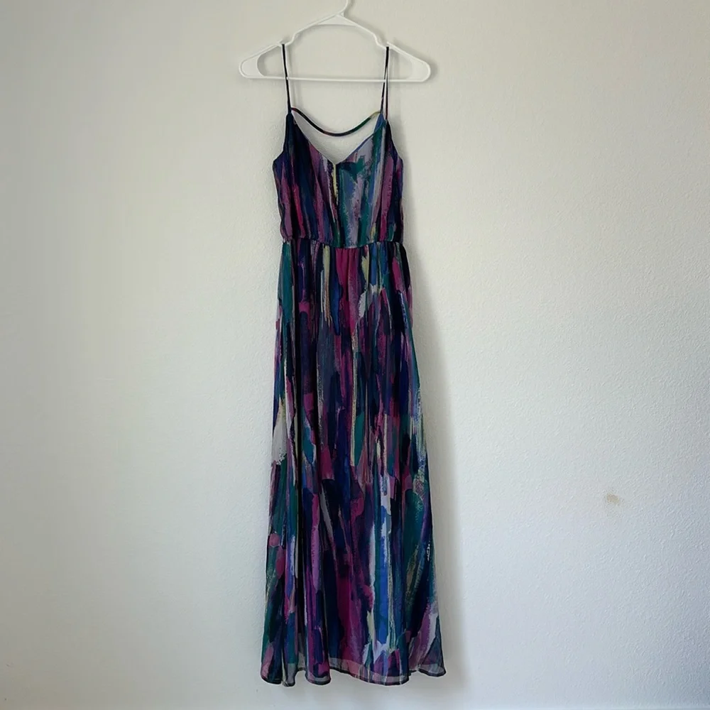 Dress - Picture 3 of 5
